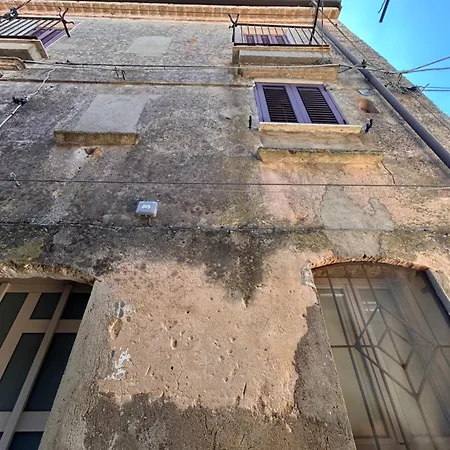 Mena Apartament